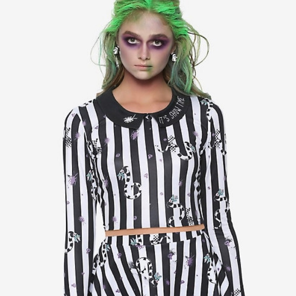 Hot Topic Beetlejuice crop top